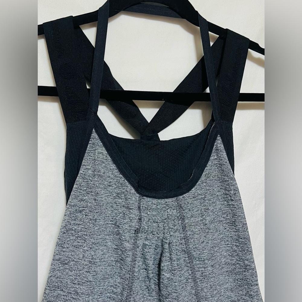 ✨Rare✨ LULULEMON Awareness Double Layer Bubble Tank Top Logo Straps Halter Yoga - Picture 3 of 13